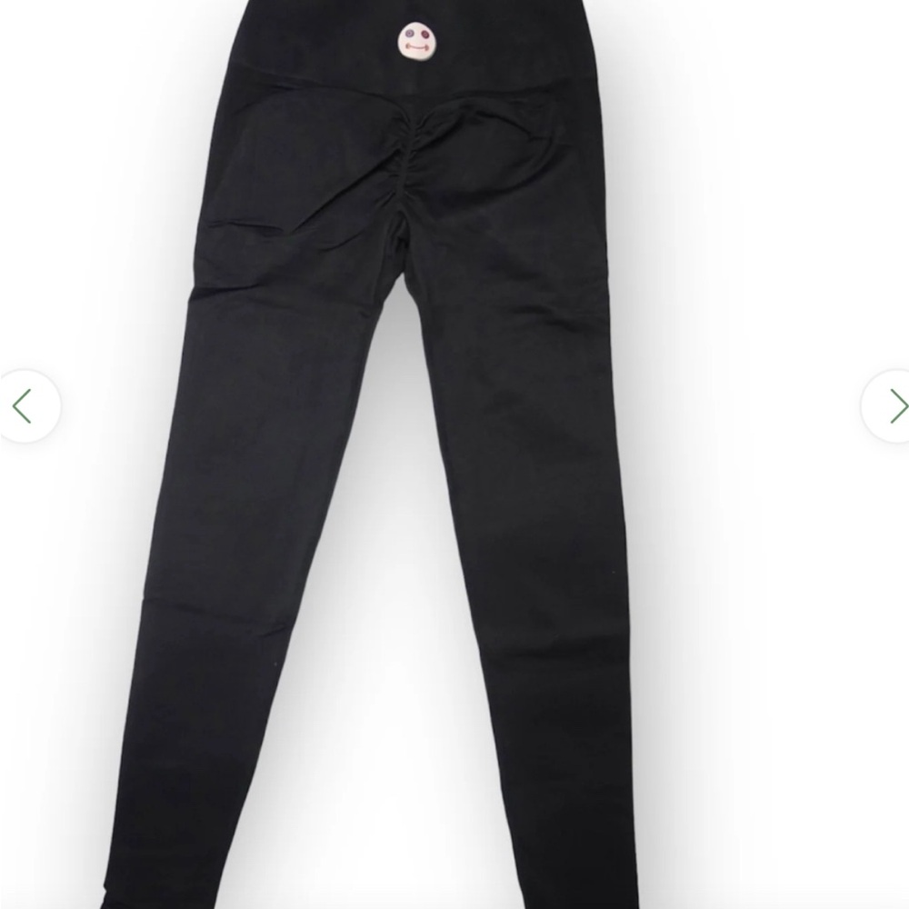 HADES-SCRUNCH LEGGINGS (SUPER STRETCH) in black. Size xl nwot